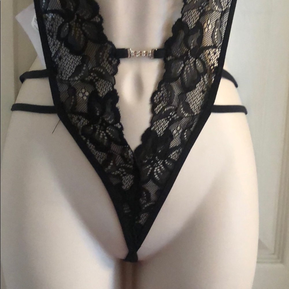 One piece bodysuit - Picture 3 of 8